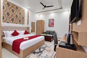 Sun Moon Suites
