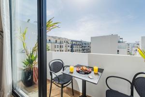 Studio rooftop balcon et parking Les Princesses