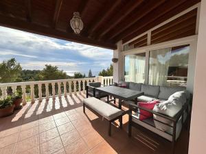 Villa Bella Vista - Sea view and 8 min walk to the beach
