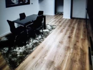 Tilava ja kaunis mökki rauhalliseen lomailuun