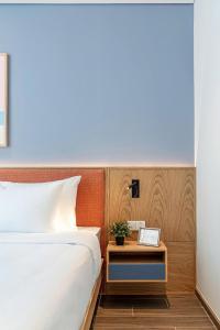 Top Floor Bedroom Privacy Vibe
