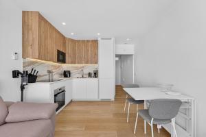 New sea view apartment Azahara Los Cristianos