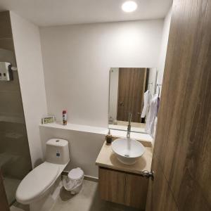 RYR Luxury Stays Habitación Moderna en Alcalá 134