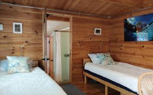 LITTLE MOANA Tateyama Cabin 1 min to Beach Mt Fuji Dog OK