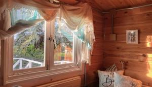 LITTLE MOANA Tateyama Cabin 1 min to Beach Mt Fuji Dog OK