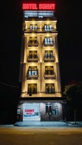 Sunny Hotel