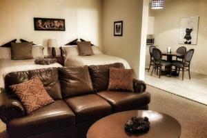 Cozy Little Apartment #11 by Amazing Property Rentals