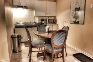 Cozy Little Apartment #11 by Amazing Property Rentals