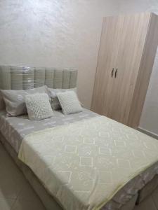 Bel appartement meublé et confortable à Hay Salam Agadir