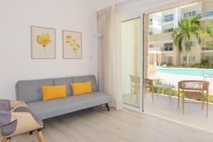 Paseo Playa by Destination Jelly