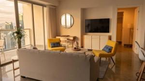 40H YOO Apto Hermoso Vista a la Ciudad 1Br