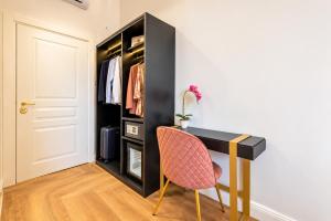 Boutique 81 - Spanish Steps