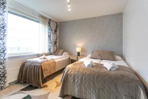 Riverside Park Apartment
