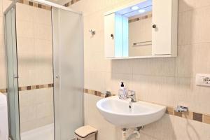 Sea Vista Apartment 158 - Happy Rentals