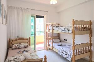 Mandalay Suites By The Beach 079 - Happy Rentals