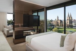 Oval Hotel at Adelaide Oval