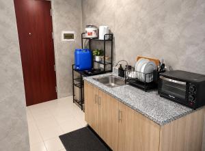 Isla Oak Suites Deca Manila