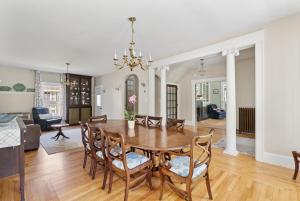 The Sealander House - a grand historic home in Southern Maine