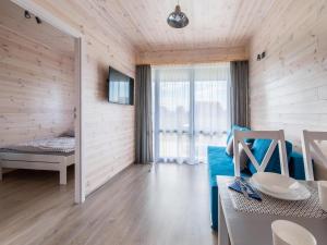 Cozy, wooden holiday homes with terraces