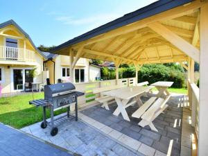 Comfortable holiday homes with a pool