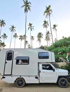 Island Roamer Cozy El Nido Camper