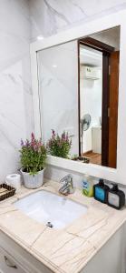 3T Home Ecopark - 4BR Apartment Family Re& Green View