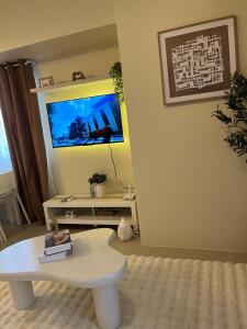 Serin East Tagaytay Cozy Staycation