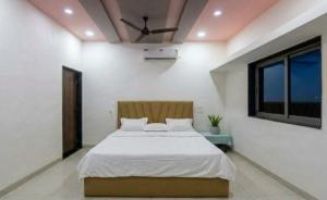 Divyesh Guest House