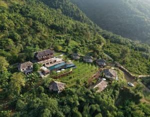 Avia Retreat
