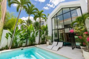 Luxury 1BR Private Pool Villa in Pererenan