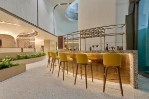 Swirl Transit Hotel by Adani, Navi Mumbai