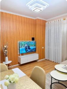Ideal Location near Blloku Apartment