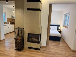 Przytulny apartament z sauną w Biernatkach Dębiecka 15 by Heyrent