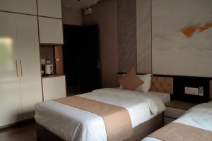 YUE WAN hotel