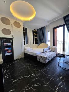 Aura Hotel