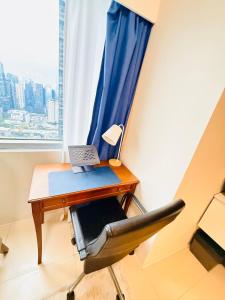 The Infinity Towers in BGC -1 Bedroom, 56SQM