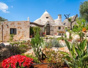 Spacious Villa with Private Pool in Castellana Grotte