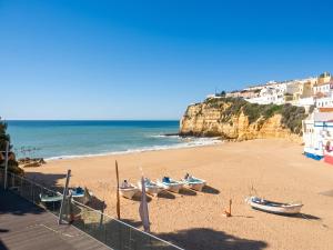Charming House in Carvoeiro + Pool