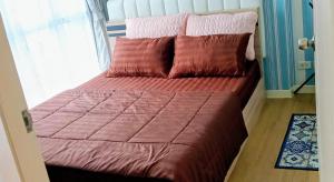 Jomtien Beach Pattaya at NeO Seaview Condo 50m beach side