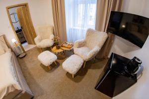 Hotel Mirra