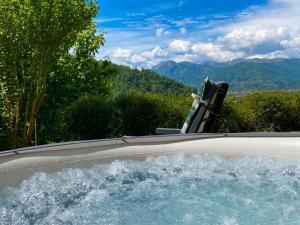 Cozy House in Castelnuovo di Garfagnana + Large Garden