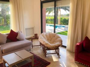 Luxury Villa in La Marsa with Pool