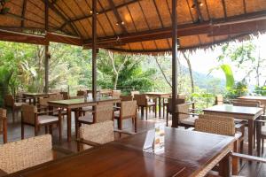 Modern apartment in Phuket of 75 m² with sea view on balcony