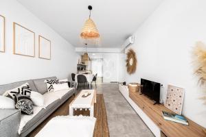 Benoa Zen Ground-floor luxury, direct pool access, by Oyoostays