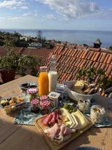 Casa das Flores Funchal Garden - Stay Like a Local with Sea View Terrace