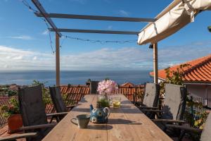 Casa das Flores Funchal Garden - Stay Like a Local with Sea View Terrace