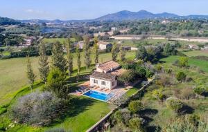 Fantástica Finca con piscina a 2 del mar 6 pers