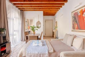 Corte Arco di Luce - Free Parking & Refinement