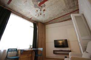 Stylish Apartments in Historic Kadıköy Building
