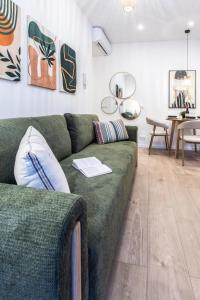 J11 Apartment by HBO